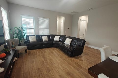 Villa ou maison à louer à Orlando, Floride: 4 chambres, 190.82 m2 № 2354232 - photo 15
