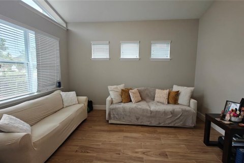 Villa ou maison à louer à Orlando, Floride: 4 chambres, 190.82 m2 № 2354232 - photo 12