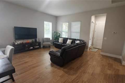 Villa ou maison à louer à Orlando, Floride: 4 chambres, 190.82 m2 № 2354232 - photo 16