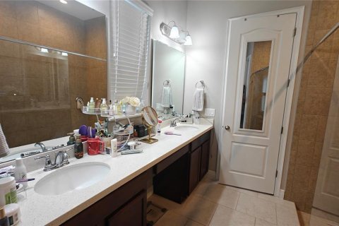 Villa ou maison à louer à Orlando, Floride: 4 chambres, 190.82 m2 № 2354232 - photo 18