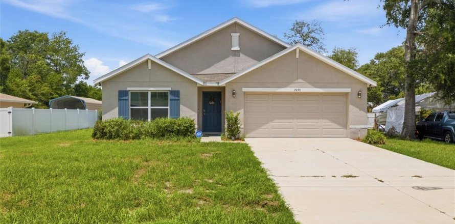 House in Spring Hill, Florida 4 bedrooms, 171.5 sq.m. № 2210567