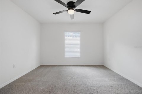 House in Spring Hill, Florida 4 bedrooms, 171.5 sq.m. № 2210567 - photo 20
