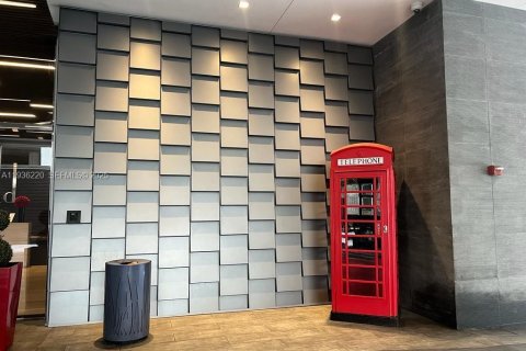 Condo in Miami, Florida № 1994571 - photo 20