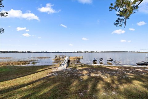 Condo in Summerfield, Florida, 2 bedrooms № 2217455 - photo 29
