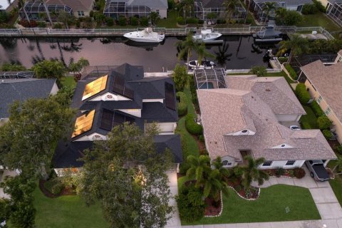 House in Bradenton, Florida 3 bedrooms, 228.82 sq.m. № 1852687 - photo 3