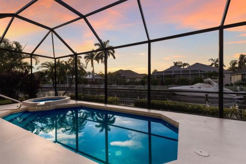 House in Bradenton, Florida 3 bedrooms, 228.82 sq.m. № 1852687 - photo 11