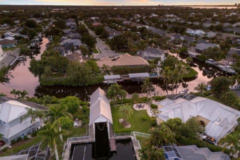 House in Bradenton, Florida 3 bedrooms, 228.82 sq.m. № 1852687 - photo 9