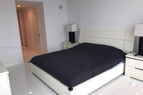Condominio en venta en Sunny Isles Beach, Florida, 2 dormitorios, 152.64 m2 № 1955391 - foto 28