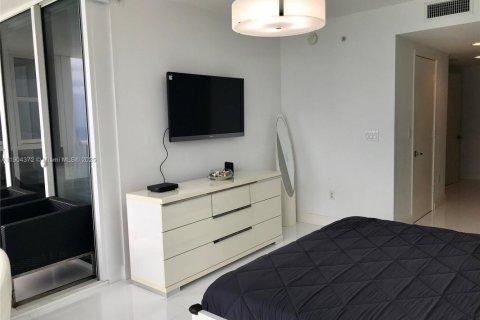 Condominio en venta en Sunny Isles Beach, Florida, 2 dormitorios, 152.64 m2 № 1955391 - foto 23