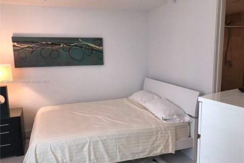 Condominio en venta en Sunny Isles Beach, Florida, 2 dormitorios, 152.64 m2 № 1955391 - foto 30