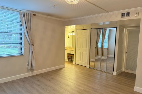 Copropriété à louer à Miami, Floride: 2 chambres, 113.53 m2 № 1989263 - photo 24