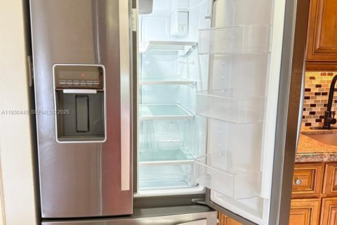 Copropriété à louer à Miami, Floride: 2 chambres, 113.53 m2 № 1989263 - photo 20