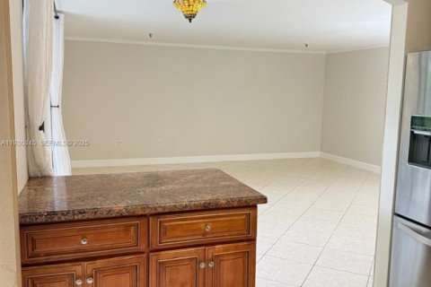 Copropriété à louer à Miami, Floride: 2 chambres, 113.53 m2 № 1989263 - photo 22