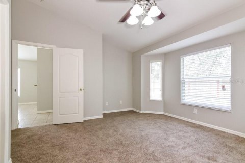 Casa en alquiler en Tampa, Florida, 3 dormitorios, 118.54 m2 № 1883694 - foto 4