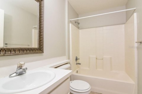 Casa en alquiler en Tampa, Florida, 3 dormitorios, 118.54 m2 № 1883694 - foto 13