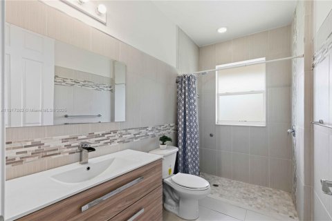 Casa en venta en Port St. Lucie, Florida, 3 dormitorios, 186.55 m2 № 1973998 - foto 25
