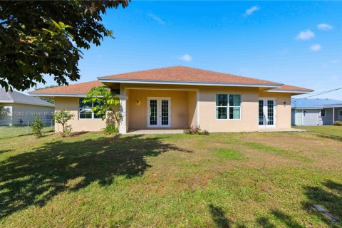 Casa en venta en Port St. Lucie, Florida, 3 dormitorios, 186.55 m2 № 1973998 - foto 28