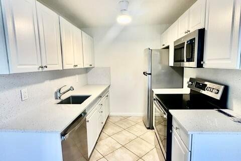Condominio en alquiler en Boca Raton, Florida, 2 dormitorios, 81.75 m2 № 2245777 - foto 3