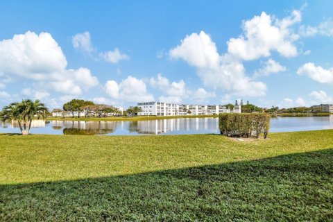 Condominio en alquiler en Boca Raton, Florida, 2 dormitorios, 81.75 m2 № 2245777 - foto 13