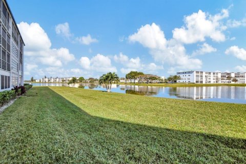 Condominio en alquiler en Boca Raton, Florida, 2 dormitorios, 81.75 m2 № 2245777 - foto 15
