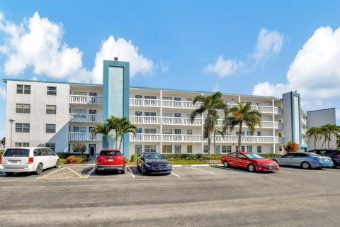 Condominio en Boca Raton, Florida, 2 dormitorios  № 2245777