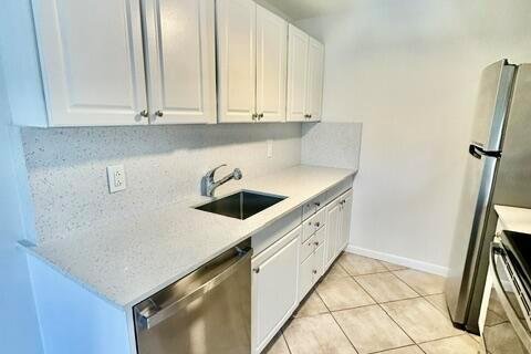 Condominio en alquiler en Boca Raton, Florida, 2 dormitorios, 81.75 m2 № 2245777 - foto 5