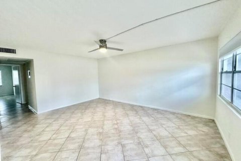 Condominio en alquiler en Boca Raton, Florida, 2 dormitorios, 81.75 m2 № 2245777 - foto 7