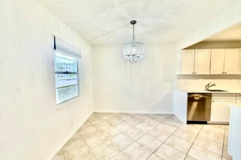Condominio en alquiler en Boca Raton, Florida, 2 dormitorios, 81.75 m2 № 2245777 - foto 6