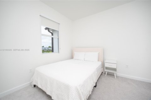 Touwnhouse à louer à Homestead, Floride: 3 chambres, 134.34 m2 № 2400564 - photo 26