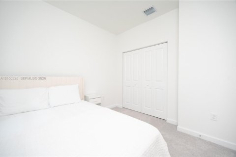 Touwnhouse à louer à Homestead, Floride: 3 chambres, 134.34 m2 № 2400564 - photo 12