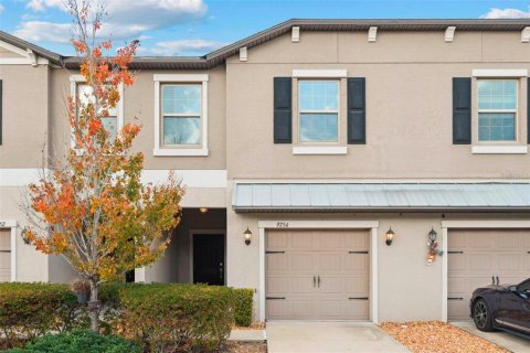 Townhouse in Sun City Center, Florida 3 bedrooms, 158.03 sq.m. № 2349531