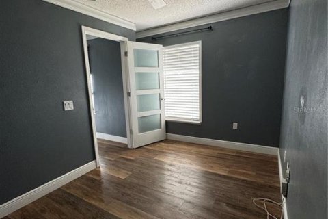 Villa ou maison à vendre à Kissimmee, Floride: 6 chambres, 259.48 m2 № 2213319 - photo 21