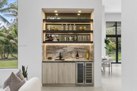 Купить виллу или дом в Дейви, Флорида 5 спален, 471.11м2, № 2042315 - фото 14