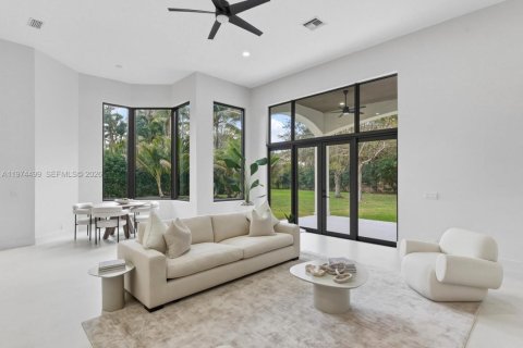 Купить виллу или дом в Дейви, Флорида 5 спален, 471.11м2, № 2042315 - фото 26