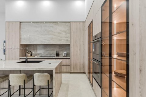 Купить виллу или дом в Дейви, Флорида 5 спален, 471.11м2, № 2042315 - фото 24