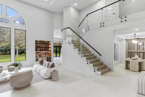 Купить виллу или дом в Дейви, Флорида 5 спален, 471.11м2, № 2042315 - фото 15