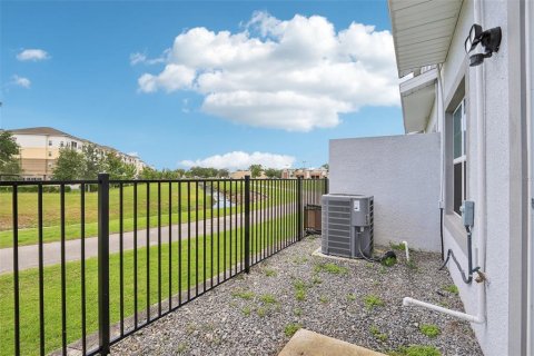 Condominio en venta en Kissimmee, Florida, 4 dormitorios, 143.81 m2 № 1628693 - foto 16