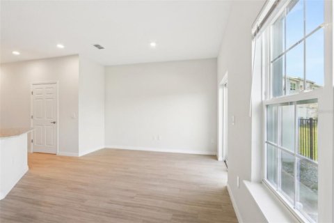Condominio en venta en Kissimmee, Florida, 4 dormitorios, 143.81 m2 № 1628693 - foto 18