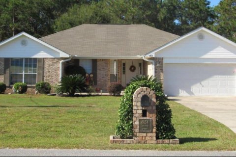 Casa en alquiler en Crestview, Florida, 3 dormitorios, 193.79 m2 № 560839 - foto 1
