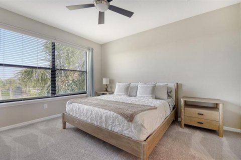 Townhouse in Sarasota, Florida 2 bedrooms, 141.77 sq.m. № 1643226 - photo 2
