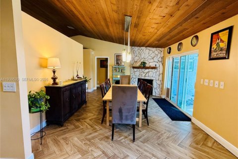 Купить виллу или дом в Дейви, Флорида 4 спальни, 228.17м2, № 1997575 - фото 7