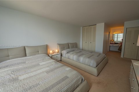 Купить кондоминиум в Санни-Айлс-Бич, Флорида 2 спальни, 138.24м2, № 1965850 - фото 9