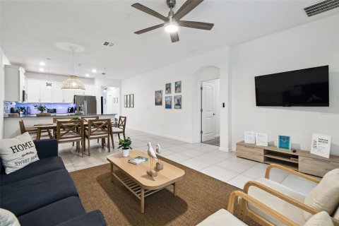 Condo in Davenport, Florida, 3 bedrooms  № 1913481 - photo 14