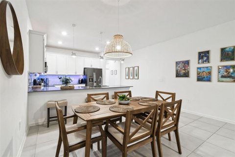 Condo in Davenport, Florida, 3 bedrooms  № 1913481 - photo 10