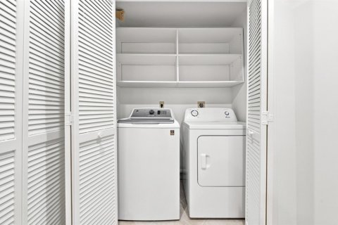 Copropriété à louer à Boca Raton, Floride: 2 chambres, 112.23 m2 № 2300126 - photo 20