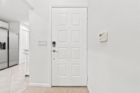 Copropriété à louer à Boca Raton, Floride: 2 chambres, 112.23 m2 № 2300126 - photo 3