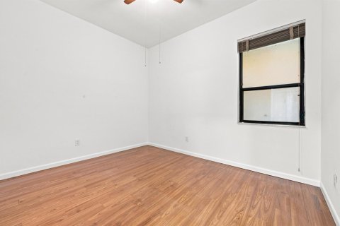 Copropriété à louer à Boca Raton, Floride: 2 chambres, 112.23 m2 № 2300126 - photo 12