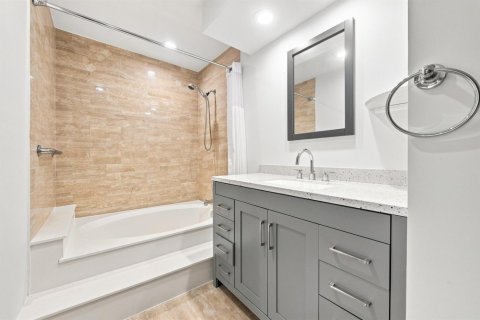 Copropriété à louer à Boca Raton, Floride: 2 chambres, 112.23 m2 № 2300126 - photo 18