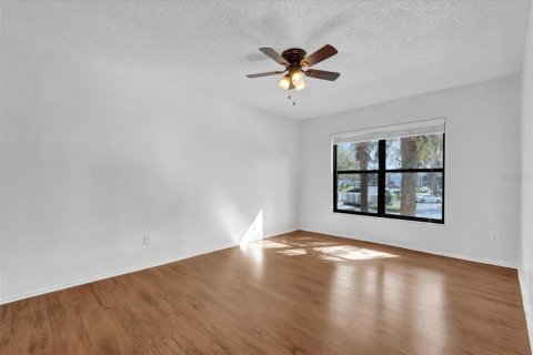 Condo in Sanford, Florida, 2 bedrooms  № 1910199 - photo 22