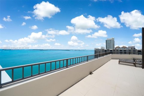 Copropriété à vendre à Miami, Floride: 3 chambres, 284.75 m2 № 1942390 - photo 11
